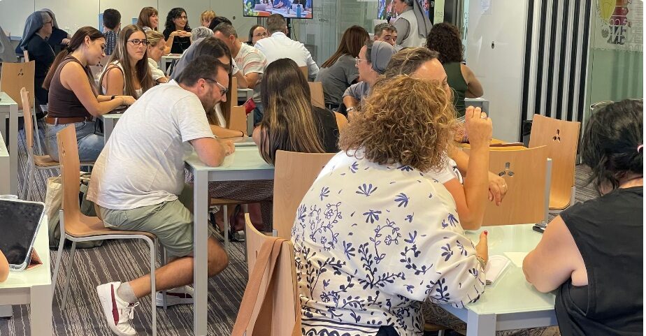 Nazaret 2030 comença a caminar amb 50 professors impulsors